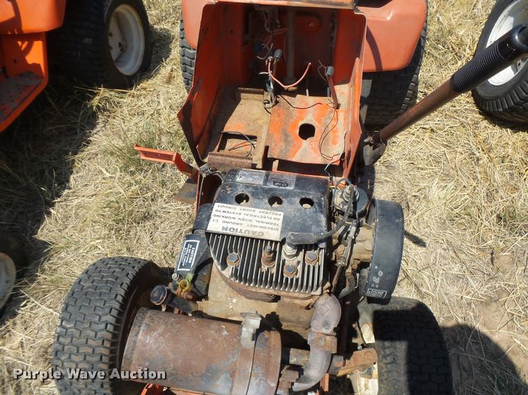 image for item DE9144 Allis Chalmers 712H lawn mower
