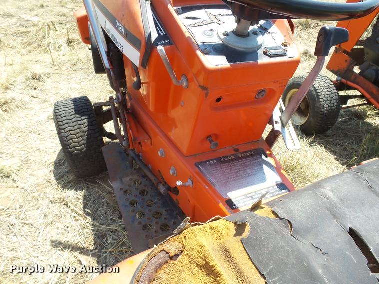 image for item DE9144 Allis Chalmers 712H lawn mower