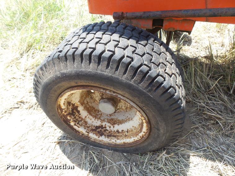 image for item DE9144 Allis Chalmers 712H lawn mower