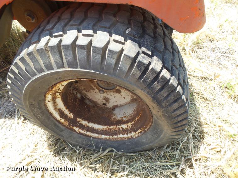 image for item DE9144 Allis Chalmers 712H lawn mower