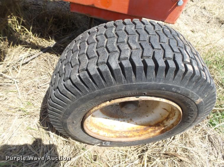 image for item DE9144 Allis Chalmers 712H lawn mower