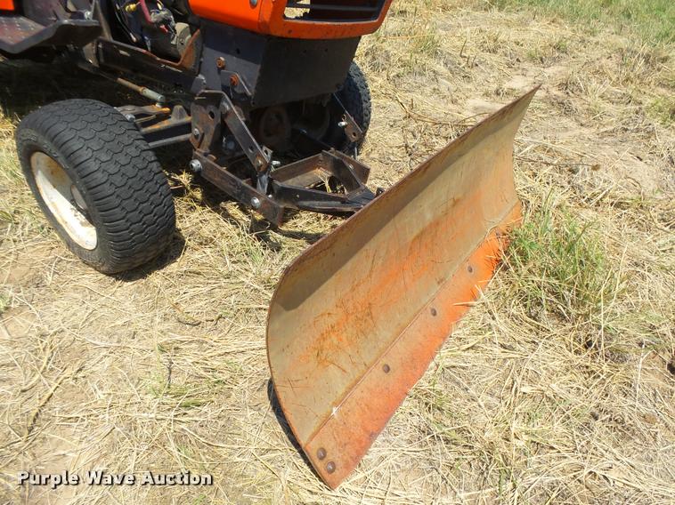 image for item DE9145 Ariens GT18 lawn mower