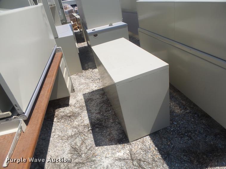 image for item DF9334 Office furniture