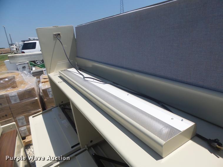 image for item DF9334 Office furniture