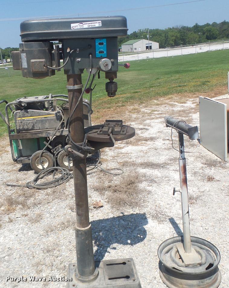 image for item DF9335 Drill press