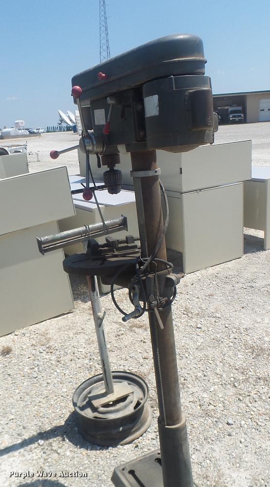 image for item DF9335 Drill press