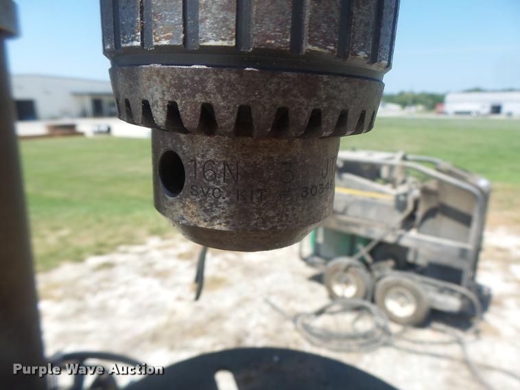 image for item DF9335 Drill press