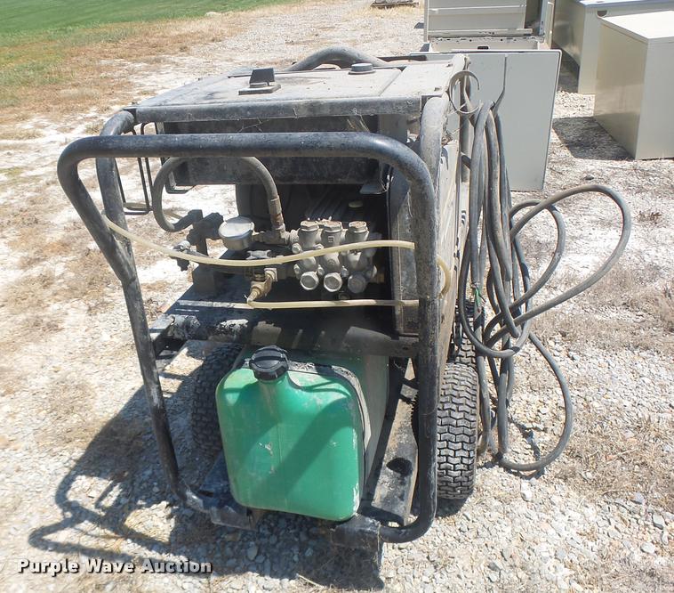 image for item DF9336 John Deere AC3000EH pressure washer
