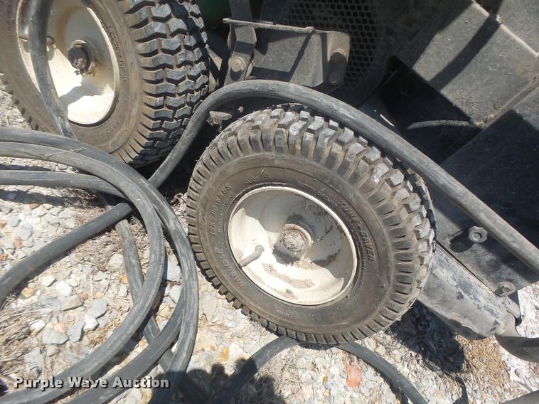 image for item DF9336 John Deere AC3000EH pressure washer