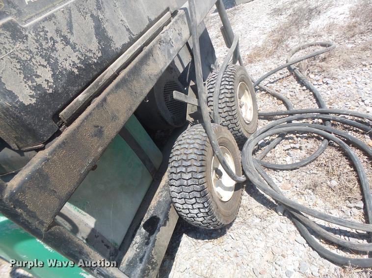 image for item DF9336 John Deere AC3000EH pressure washer