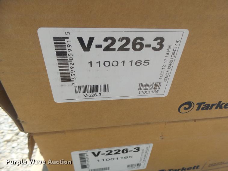 image for item DF9338 (4) pallets of flooring material