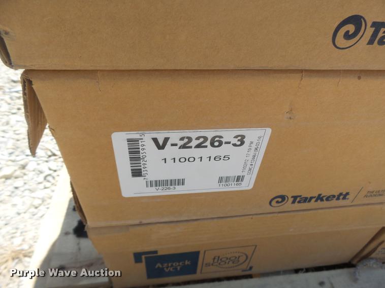 image for item DF9338 (4) pallets of flooring material