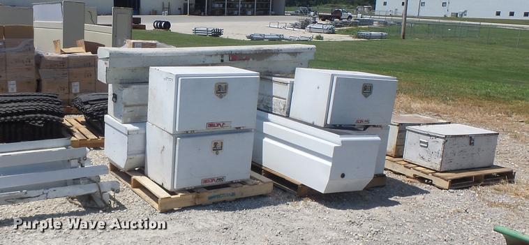 image for item DF9339 Automotive parts and accessories