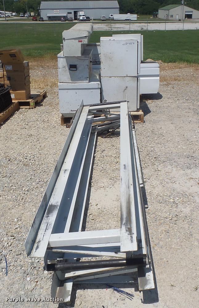 image for item DF9339 Automotive parts and accessories