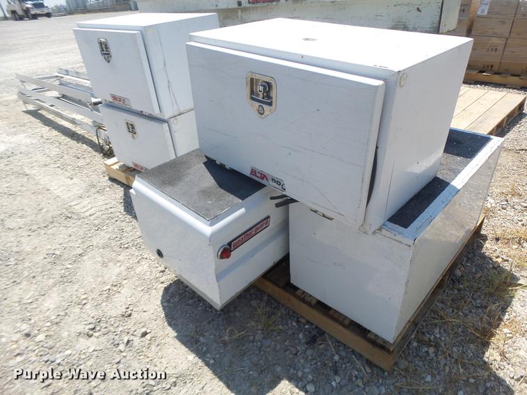 image for item DF9339 Automotive parts and accessories