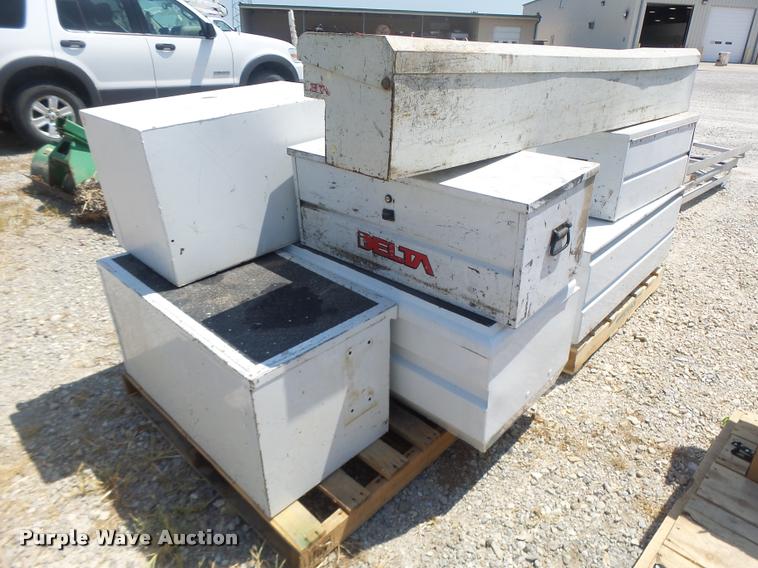 image for item DF9339 Automotive parts and accessories