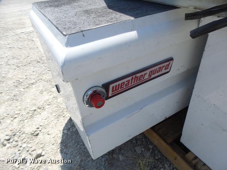 image for item DF9339 Automotive parts and accessories