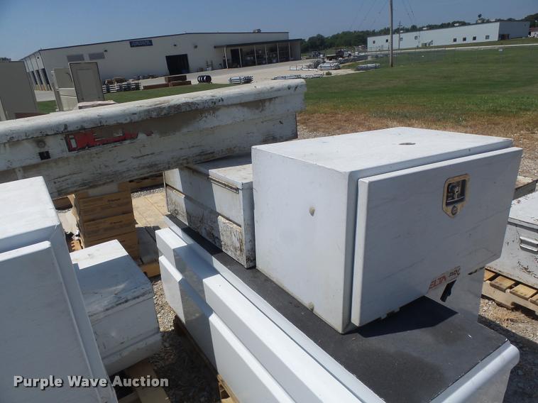 image for item DF9339 Automotive parts and accessories