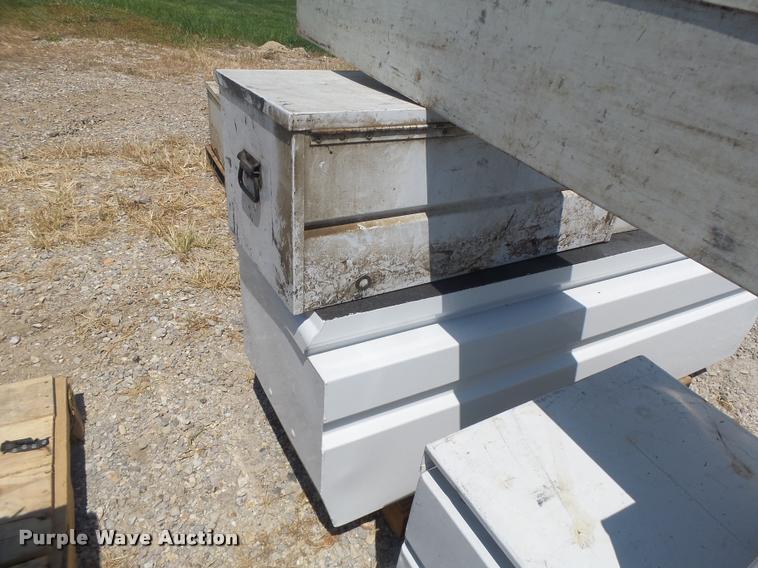 image for item DF9339 Automotive parts and accessories