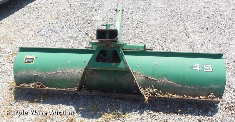 image for item DF9340 John Deere blade