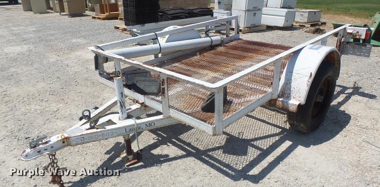 image for item DF9341 1999 Kodiak utility trailer