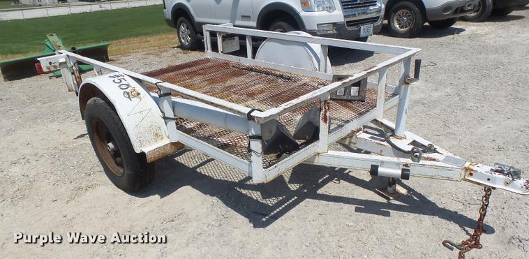 image for item DF9341 1999 Kodiak utility trailer