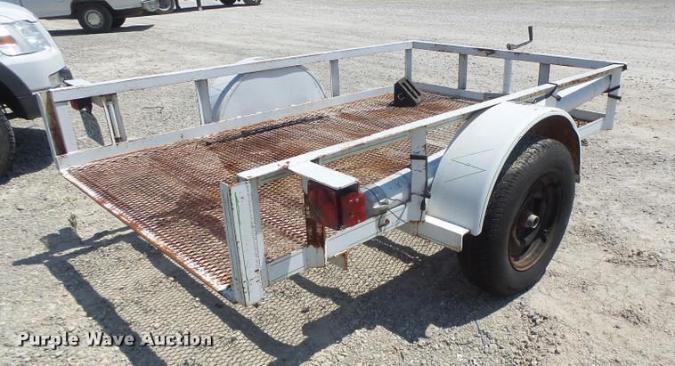 image for item DF9341 1999 Kodiak utility trailer