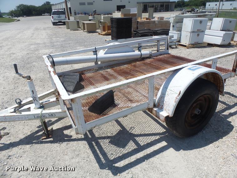 image for item DF9341 1999 Kodiak utility trailer