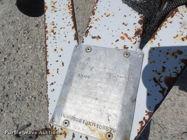 image for item DF9341 1999 Kodiak utility trailer