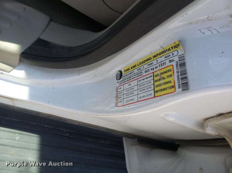 image for item DF9342 2006 Ford Explorer SUV