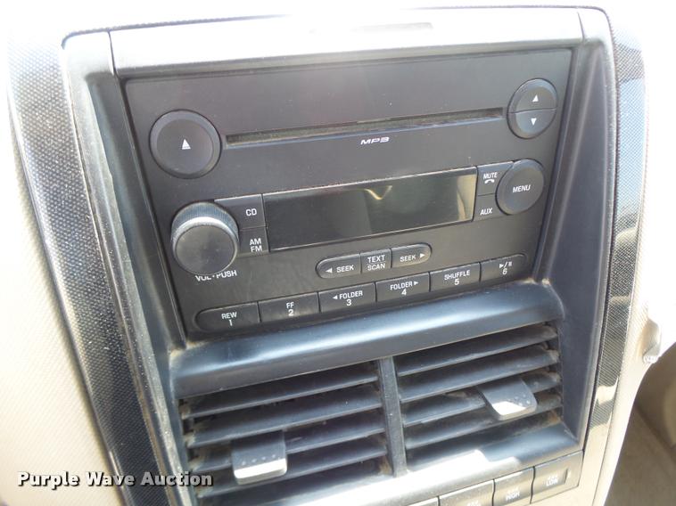 image for item DF9342 2006 Ford Explorer SUV