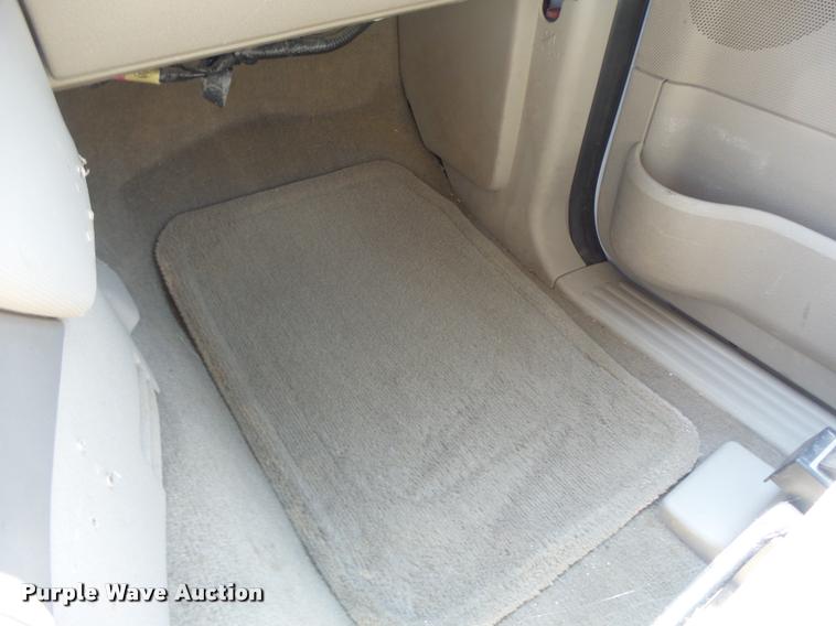 image for item DF9342 2006 Ford Explorer SUV