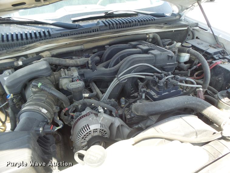 image for item DF9342 2006 Ford Explorer SUV