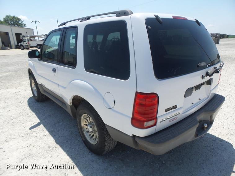 image for item DF9343 2001 Ford Explorer SUV