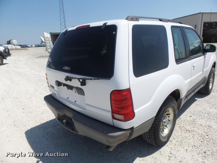 image for item DF9343 2001 Ford Explorer SUV