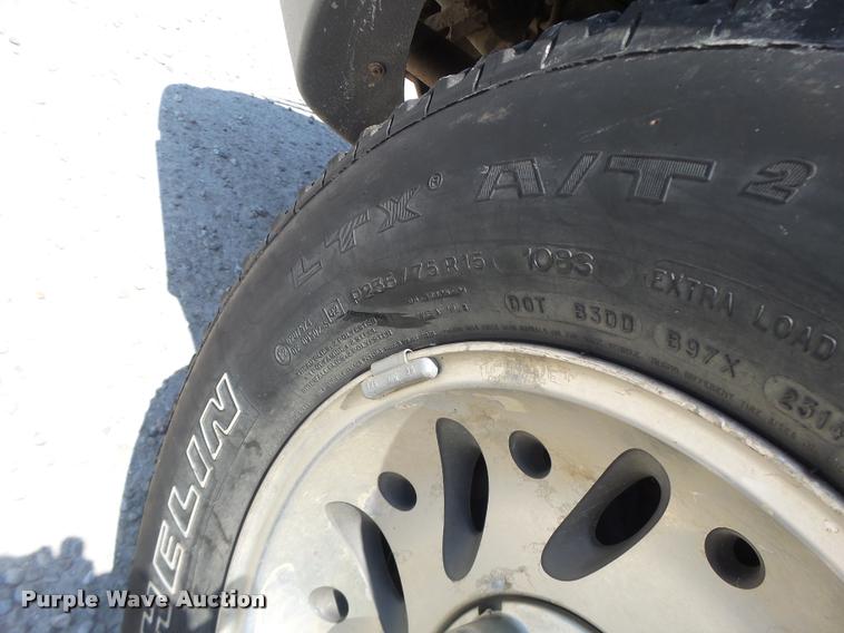 image for item DF9343 2001 Ford Explorer SUV