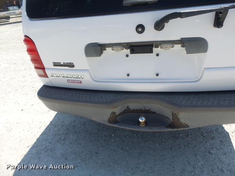 image for item DF9343 2001 Ford Explorer SUV
