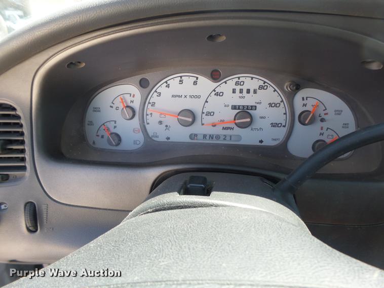 image for item DF9343 2001 Ford Explorer SUV