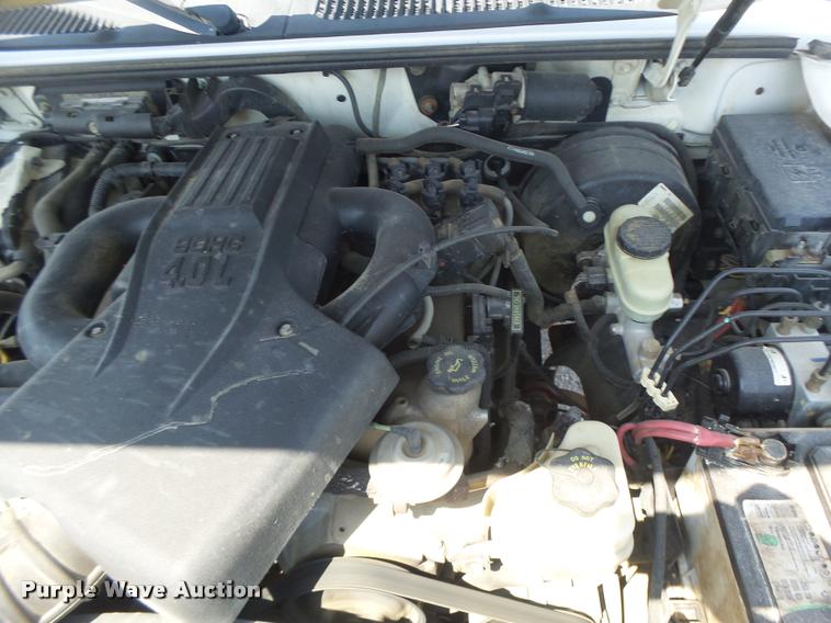 image for item DF9343 2001 Ford Explorer SUV