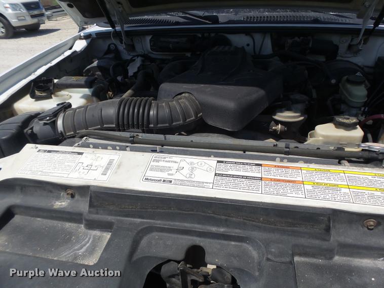 image for item DF9343 2001 Ford Explorer SUV