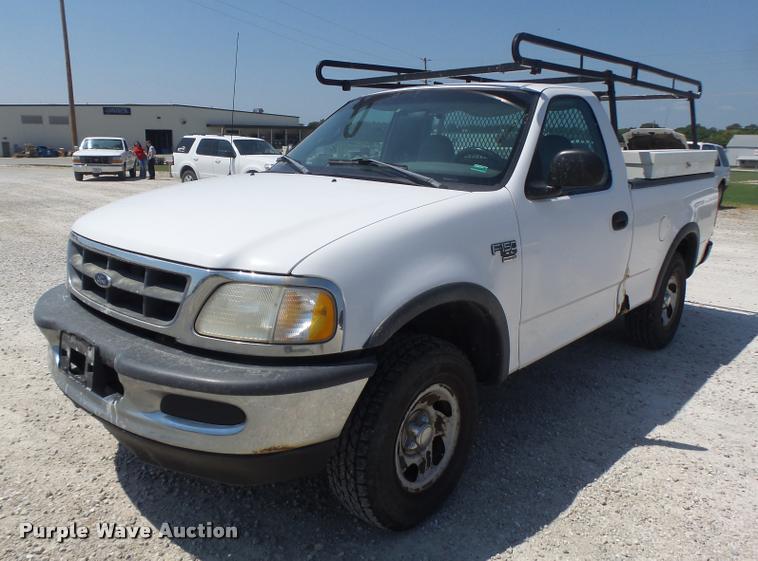 image for item DF9344 1998 Ford F150 pickup truck