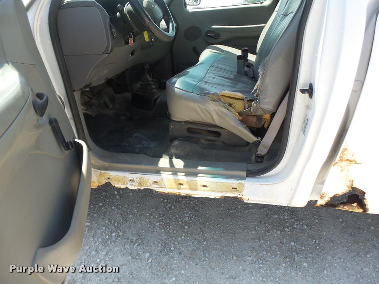 image for item DF9344 1998 Ford F150 pickup truck