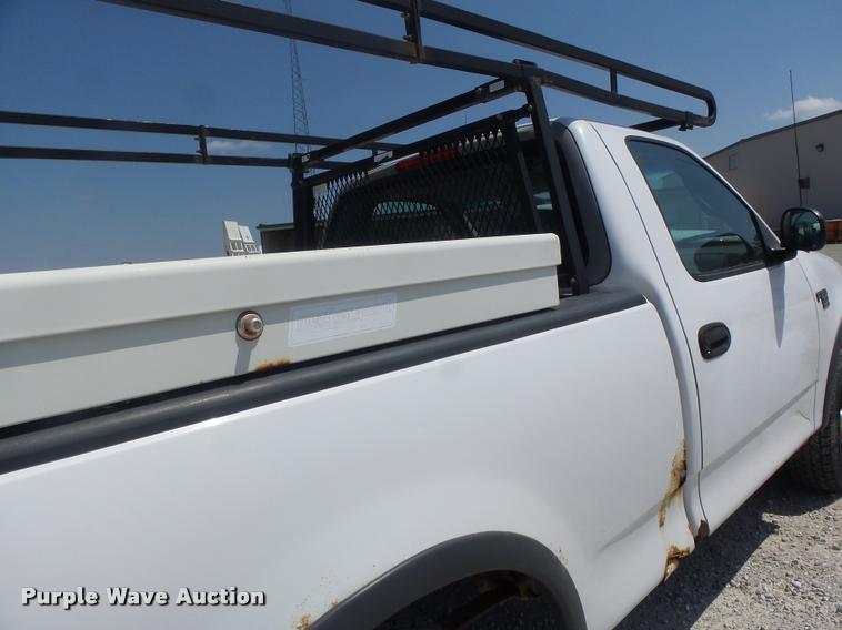 image for item DF9344 1998 Ford F150 pickup truck