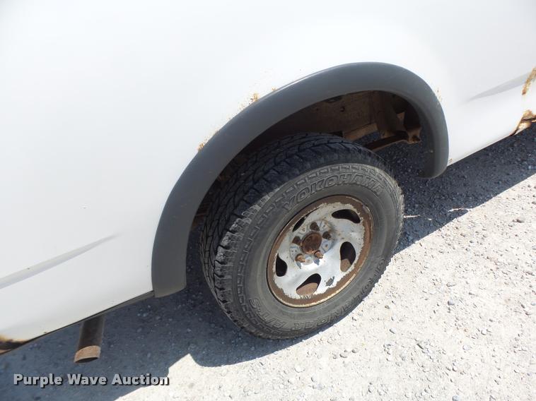 image for item DF9344 1998 Ford F150 pickup truck
