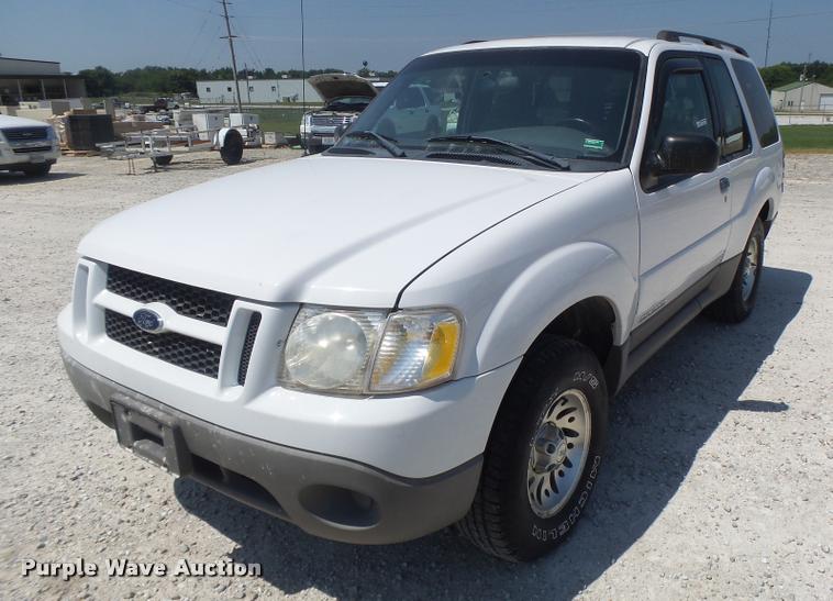 image for item DF9345 2001 Ford Explorer SUV
