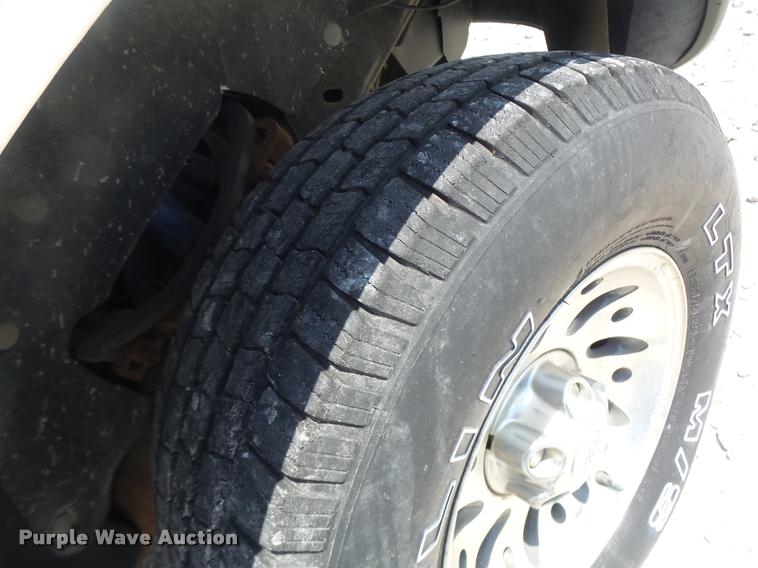 image for item DF9345 2001 Ford Explorer SUV