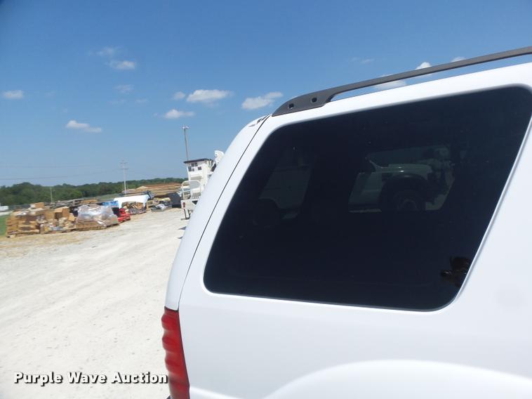 image for item DF9345 2001 Ford Explorer SUV