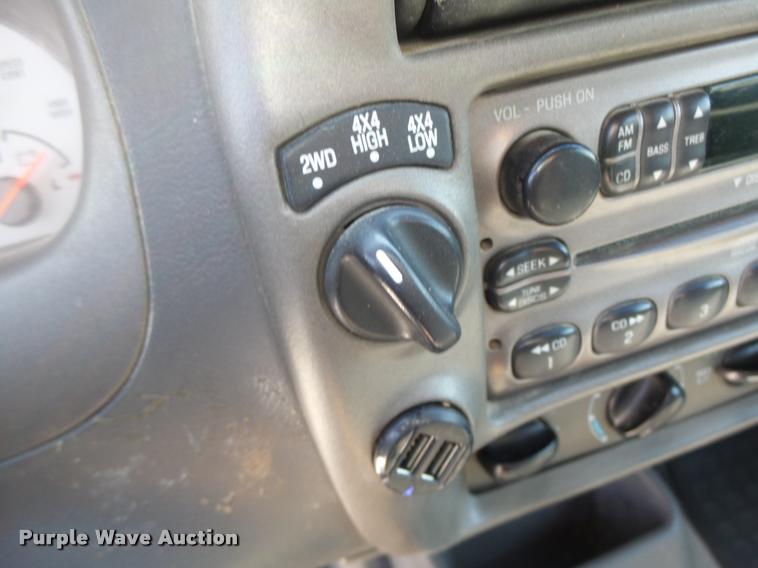 image for item DF9345 2001 Ford Explorer SUV