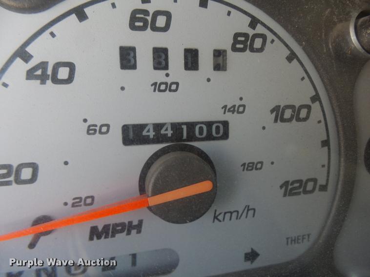 image for item DF9345 2001 Ford Explorer SUV