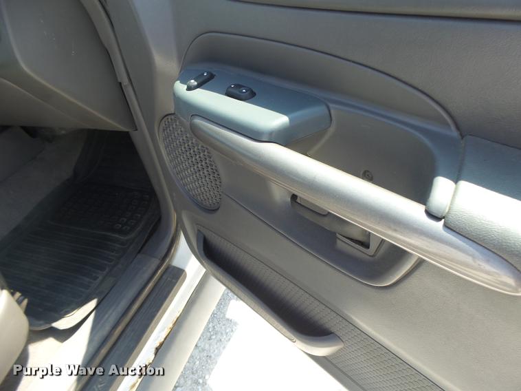 image for item DF9345 2001 Ford Explorer SUV